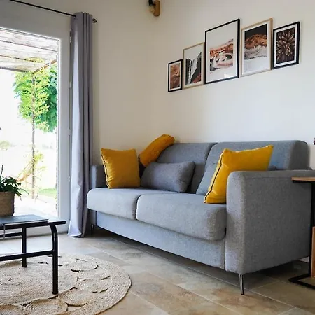 Le Clos Du Pigeonnier - De Charme Holiday home *